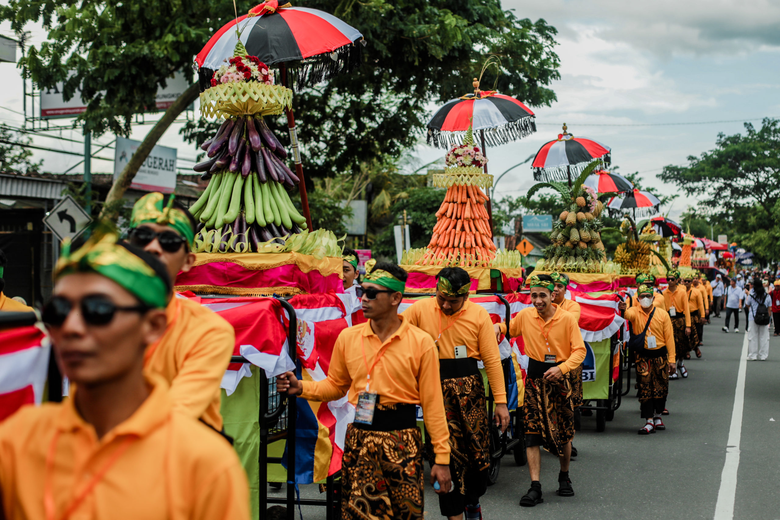 Dampak Waisak bagi Warga di Kawasan Borobudur