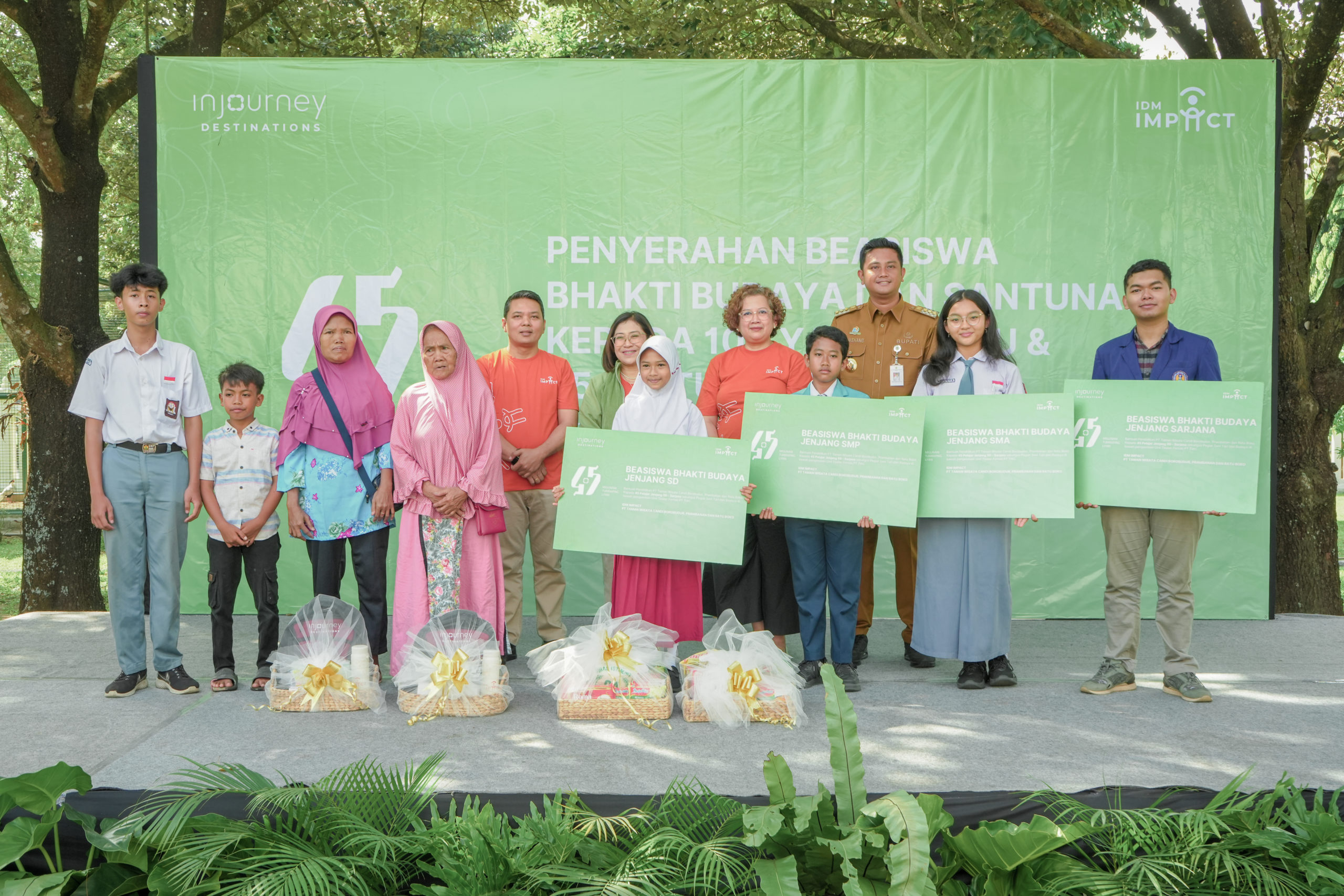 Peringati HUT Ke-45, PT TWC Hadirkan Beasiswa Bhakti Budaya & Santunan bagi 45 Ibu Tunggal dan 100 Anak Yatim Piatu
