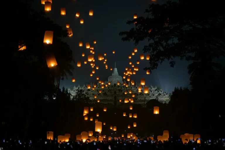 Vesak in borobudur